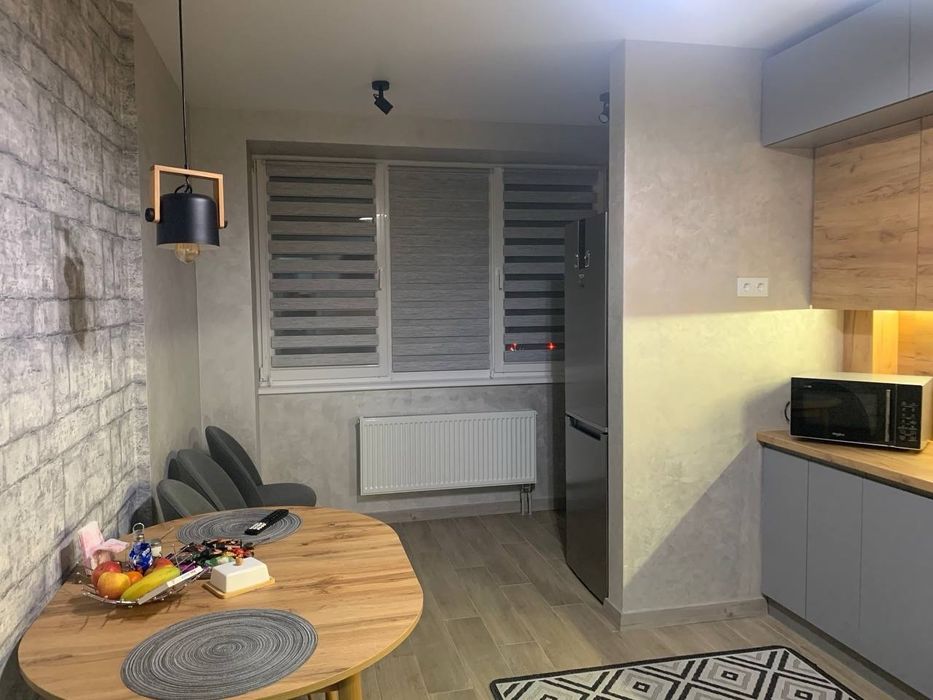 Новобудова. Перша здача. Старокостянтинівське шосе