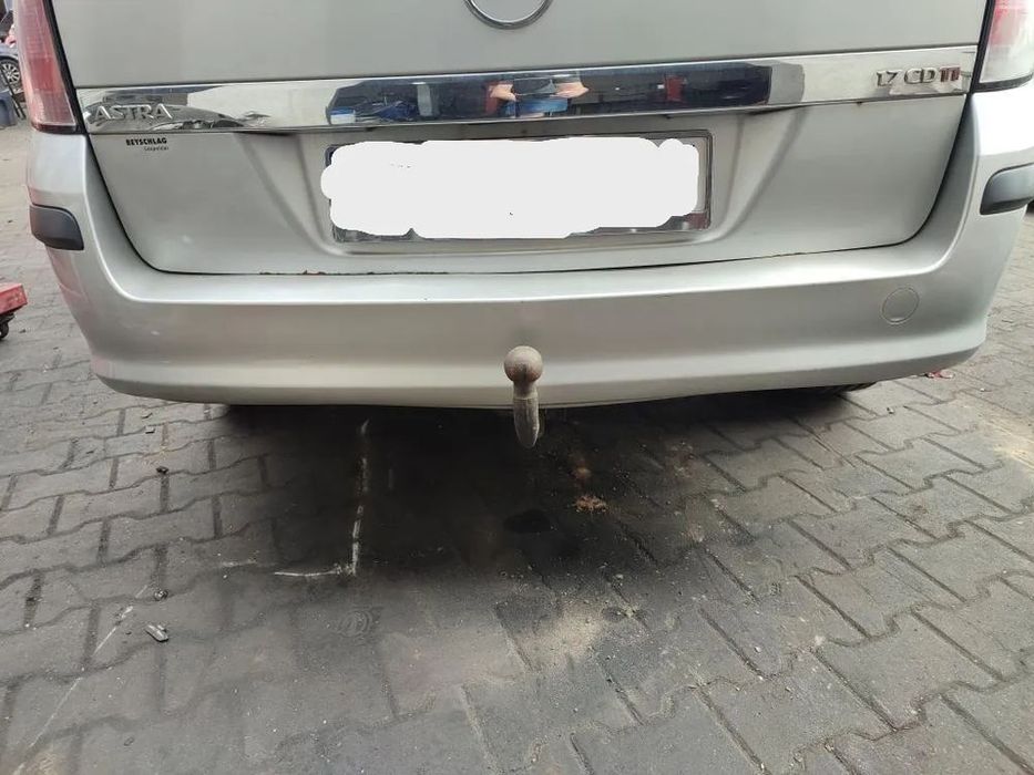 zderzak tylny tył opel astra h iii kombi z157