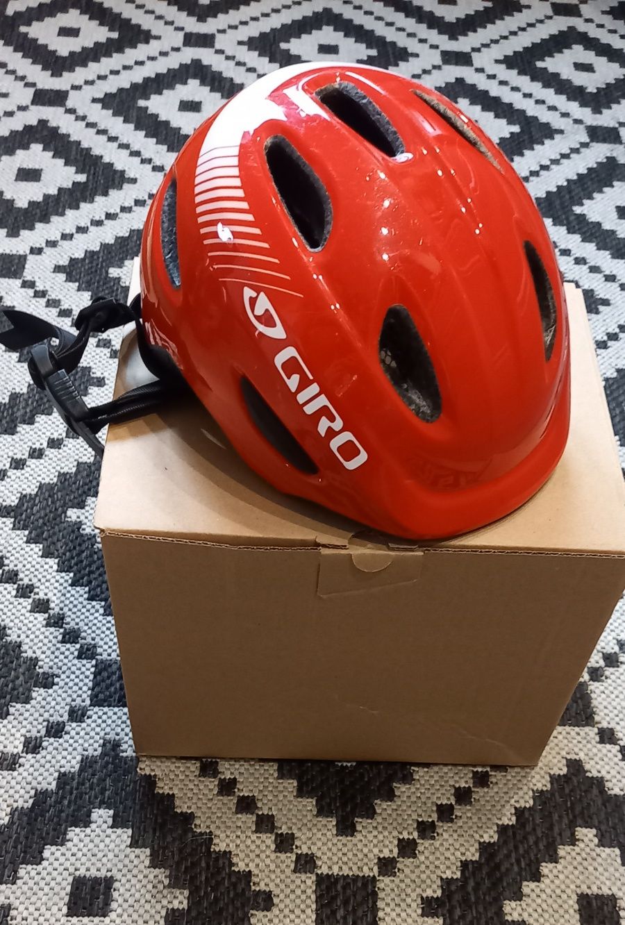 Kask rowerowy GIRO