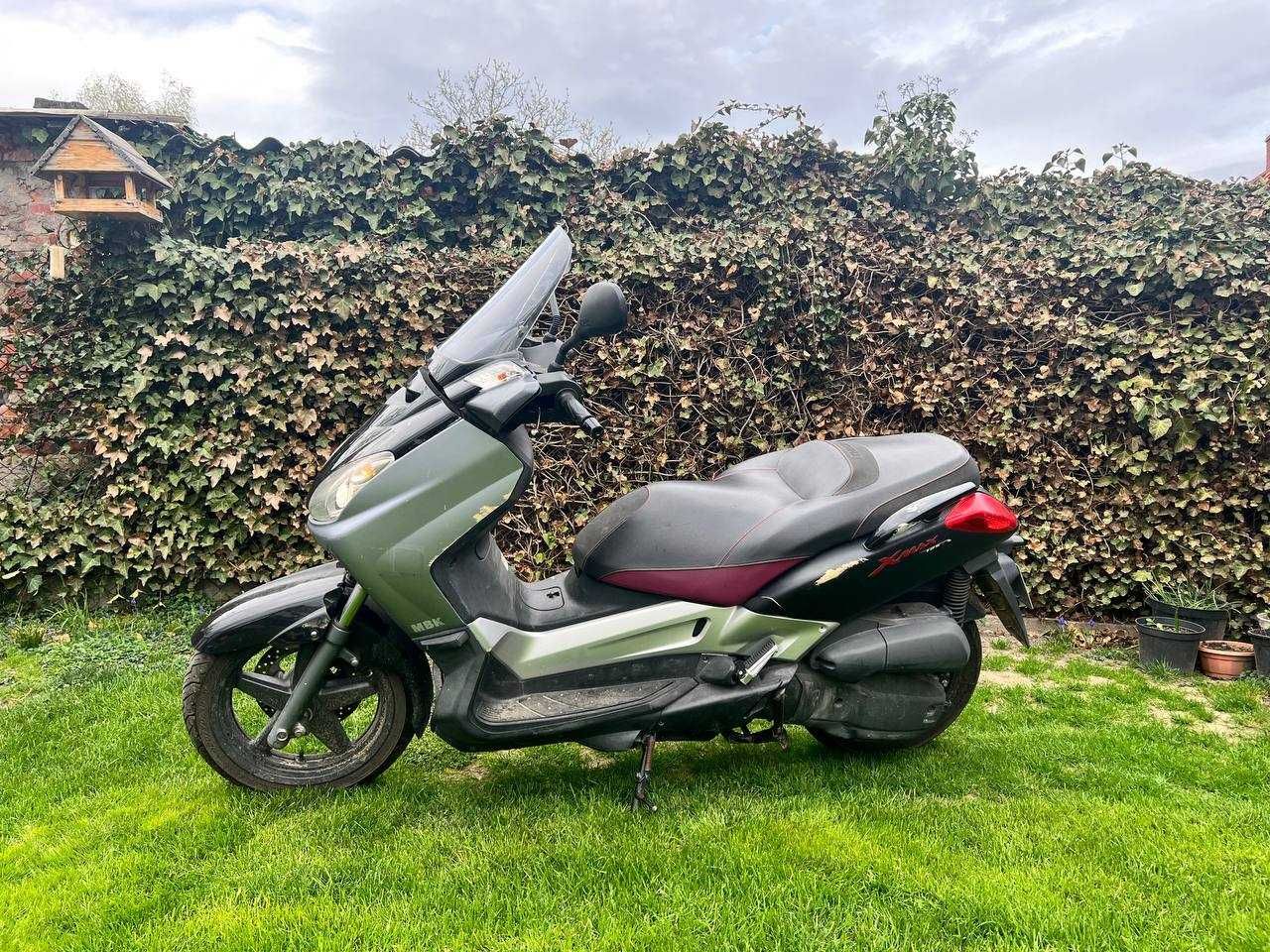 Yamaha xmax 125 kat b. x-max