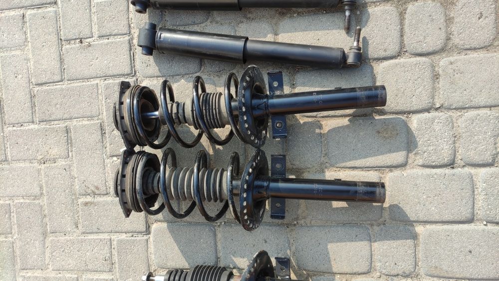 Стойка, пружина Рено Меган 2, Сценік 2