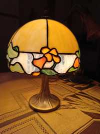 Lampa ,,Tiffany" witrażowa ozdobna ,,Kwiaty"