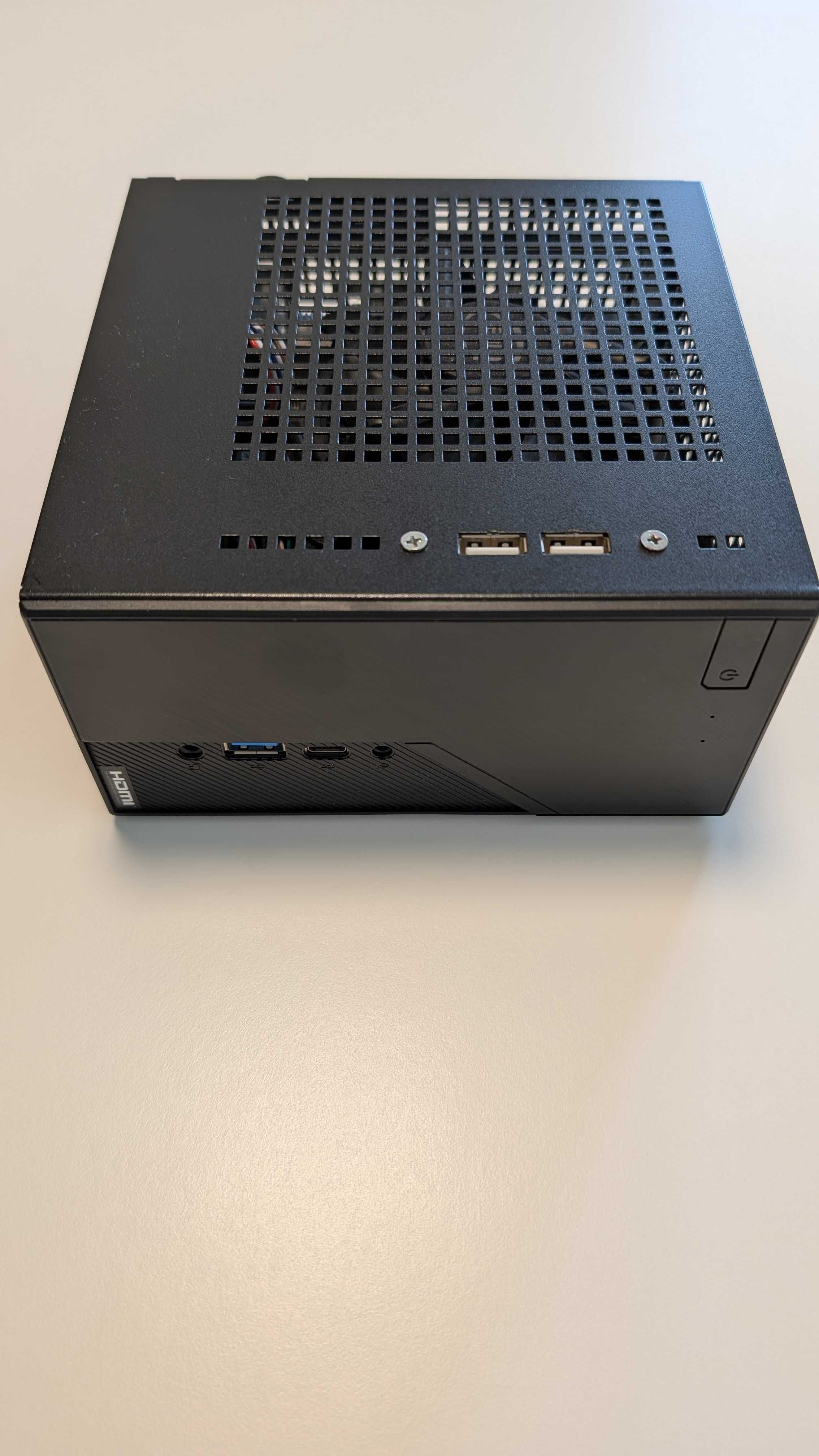 Продам DeskMini H470 Intel Core i5-11400 16GB RAM 256GB SSD