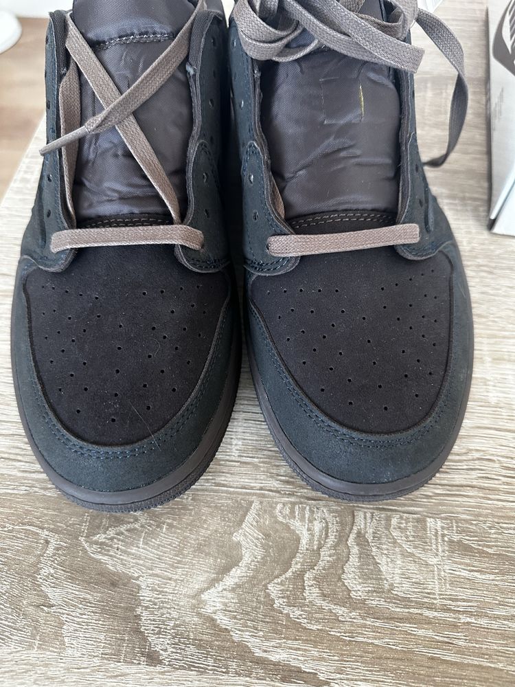 Nike air jordan low travis scott velvet brown and dark mocha