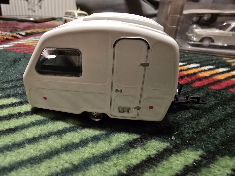 Model przyczepy kempingowej Niewiadów N126