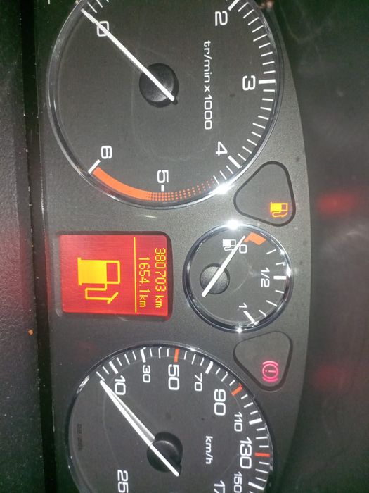 Peugeot 407 ano 2006 para peças