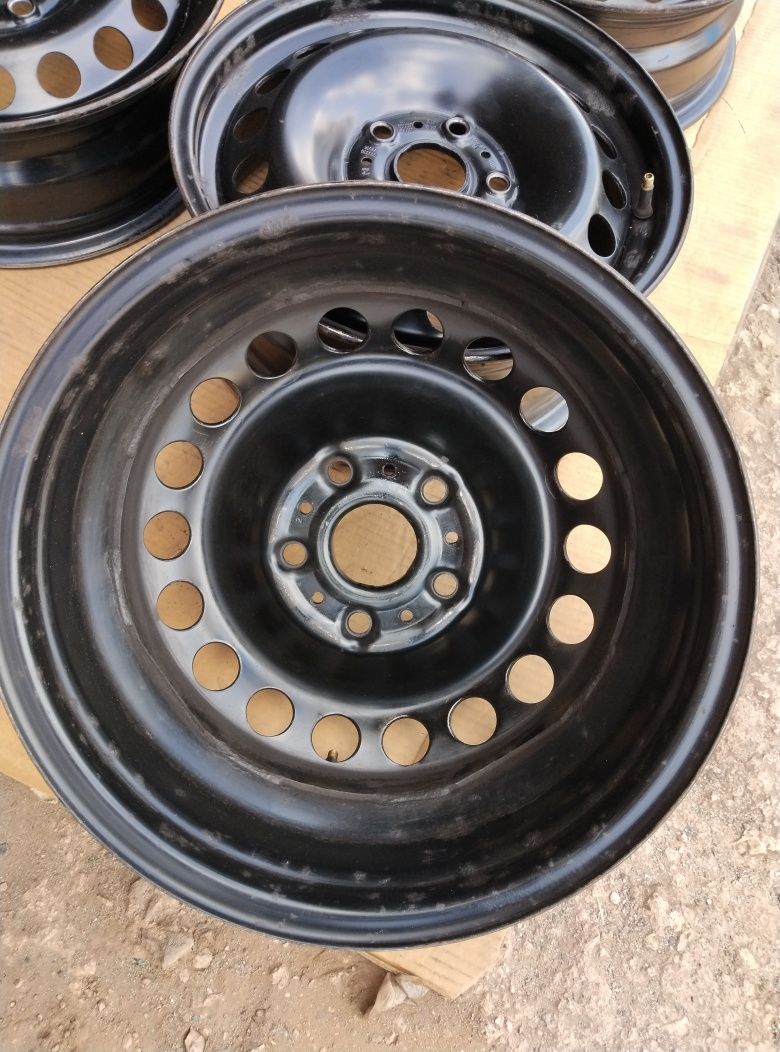 Комплект, 6Jx15 5x112 ET43 D57,1. SKODA,VW,SEAT,AUDI.