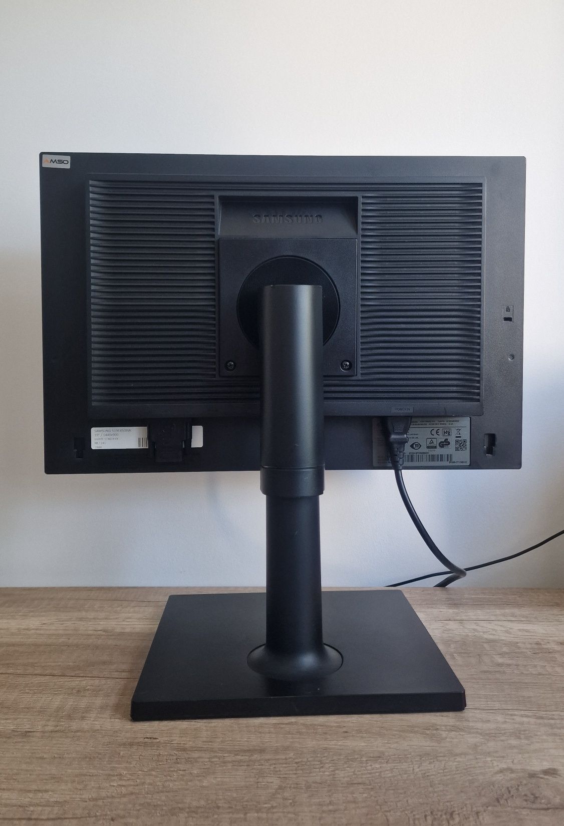 Monitor Samsung S19E450BW 19" 60 Hz