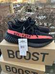 Adidas Yeezy Boost 350 V2 Core Black Red Stripe sneakersy czarne 44