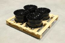 OUTLET! Felgi Japan Racing JR28 17x8 ET32 4x108 Gloss Black