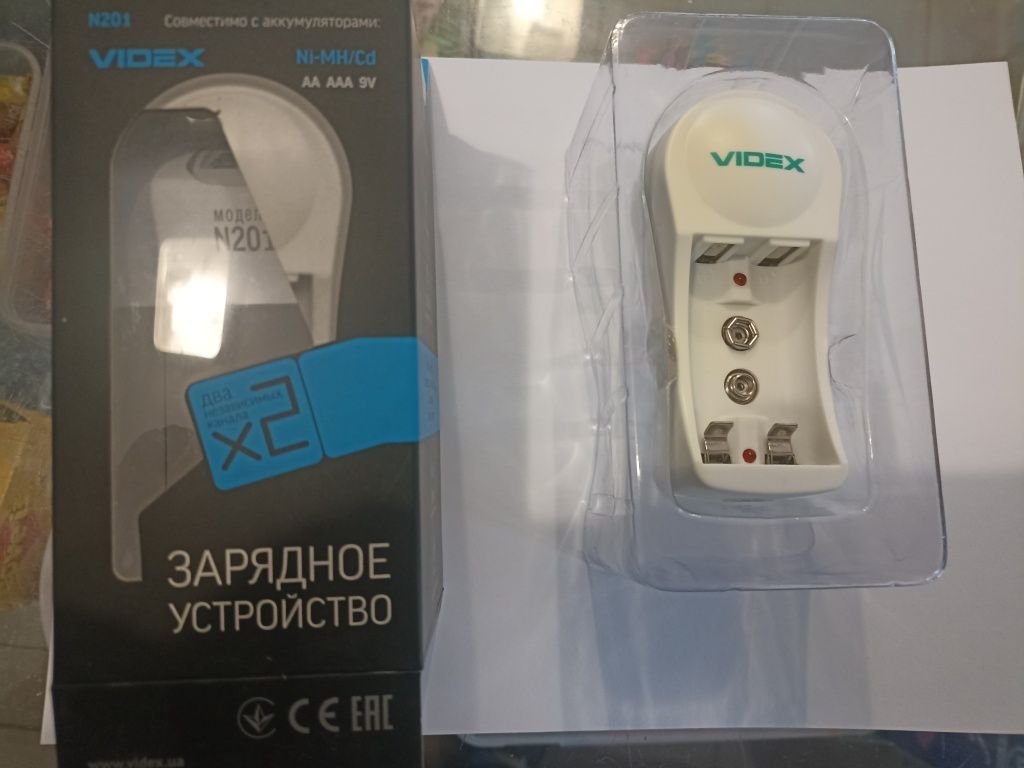 Зарядний пристрій VIDEX N201