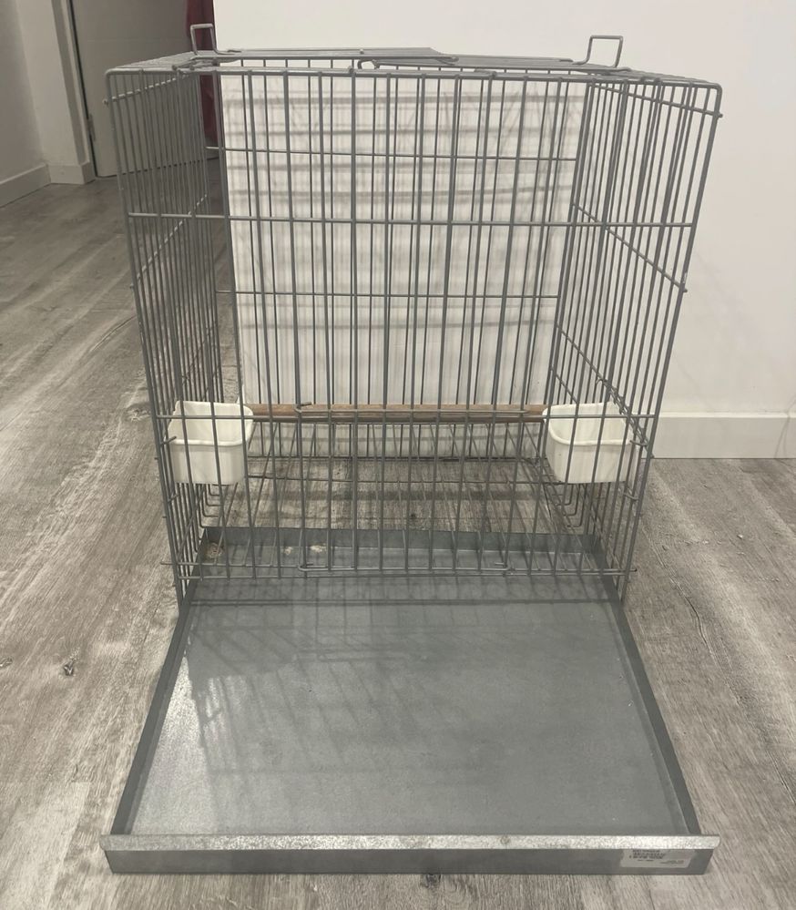 Vendo gaiola para papagaio