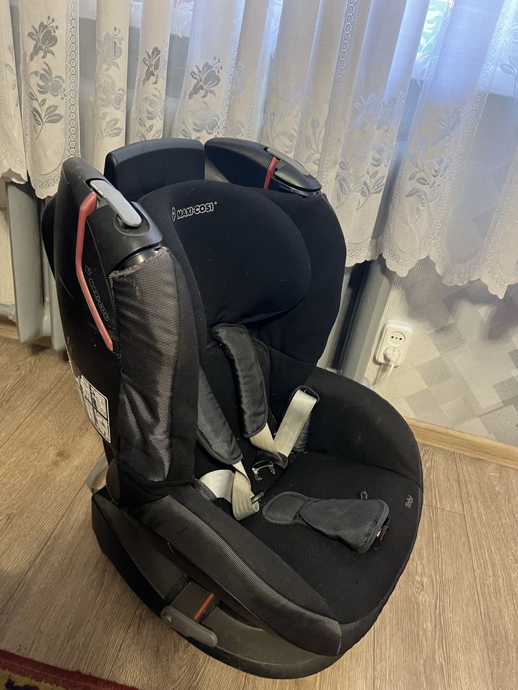Автокресло maxi-cosi