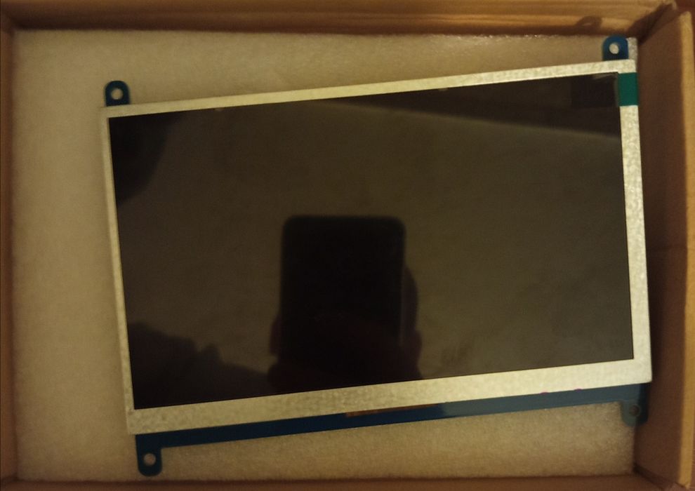 Ekran dotykowy rezystancyjny LCD TFT 7 cali HDMI