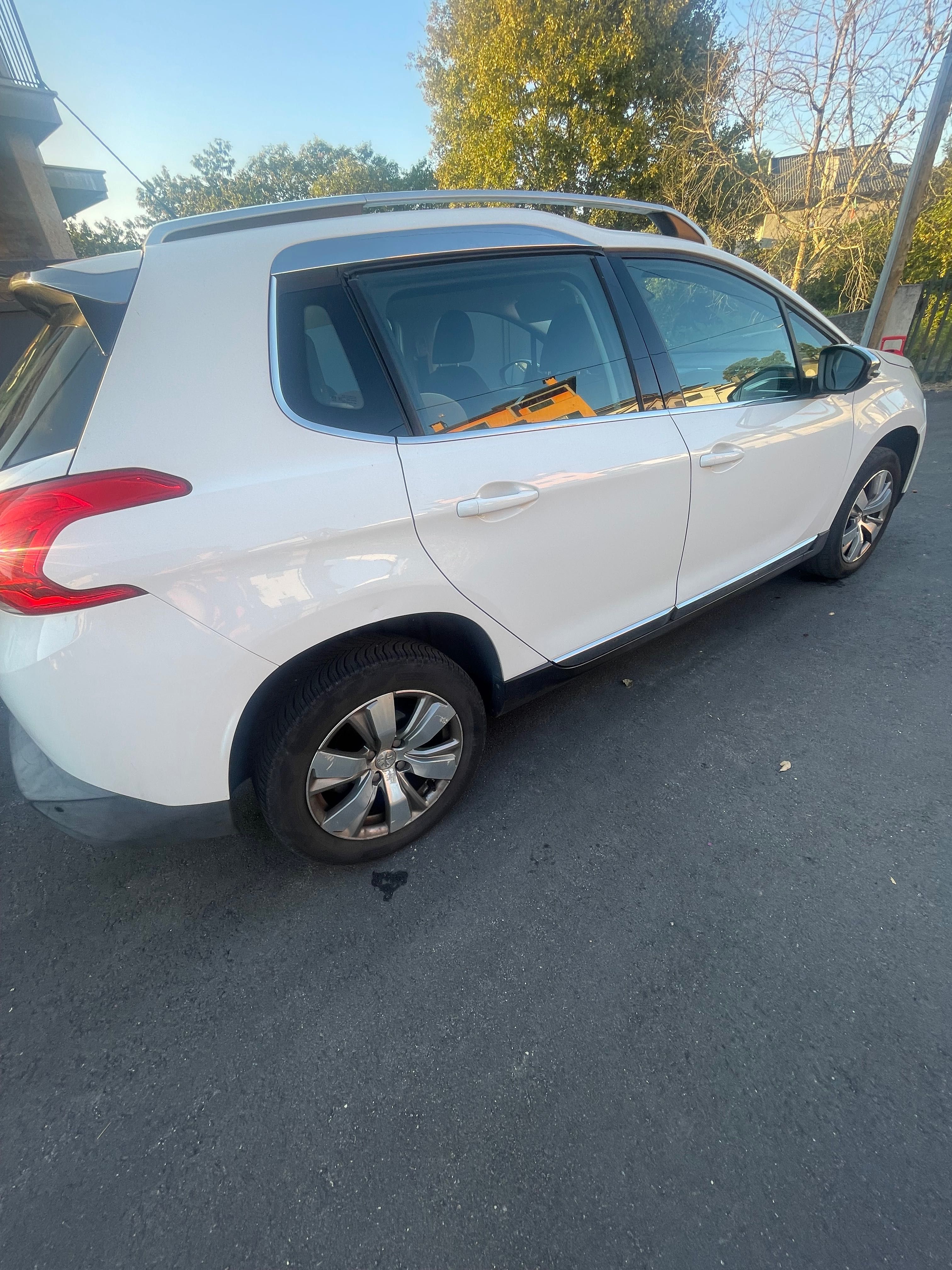 Peugeot 2008 1.2 PureTech