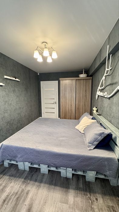 Продам квартиру  новострой проспект Независимости