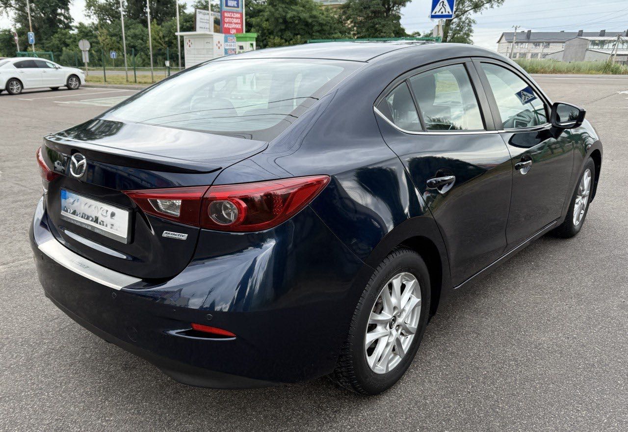 Продам авто Mazda 3 1.5 SkyActiv-G AT Touring -S пробіг 115т. 12500у.е