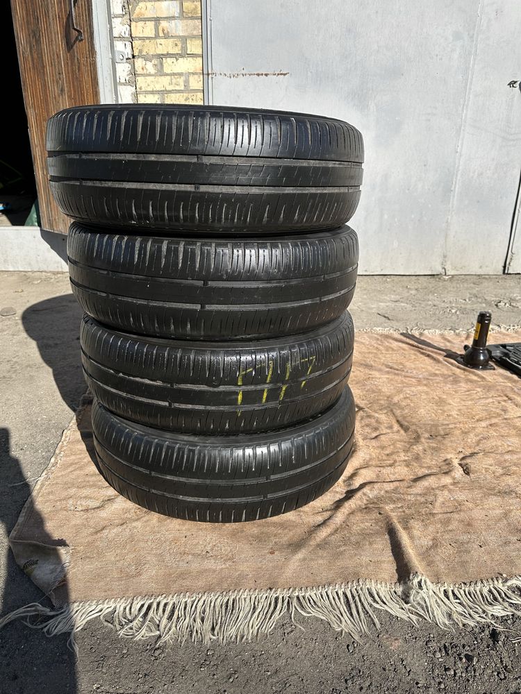 185/65R15 michelin 4000 комплект