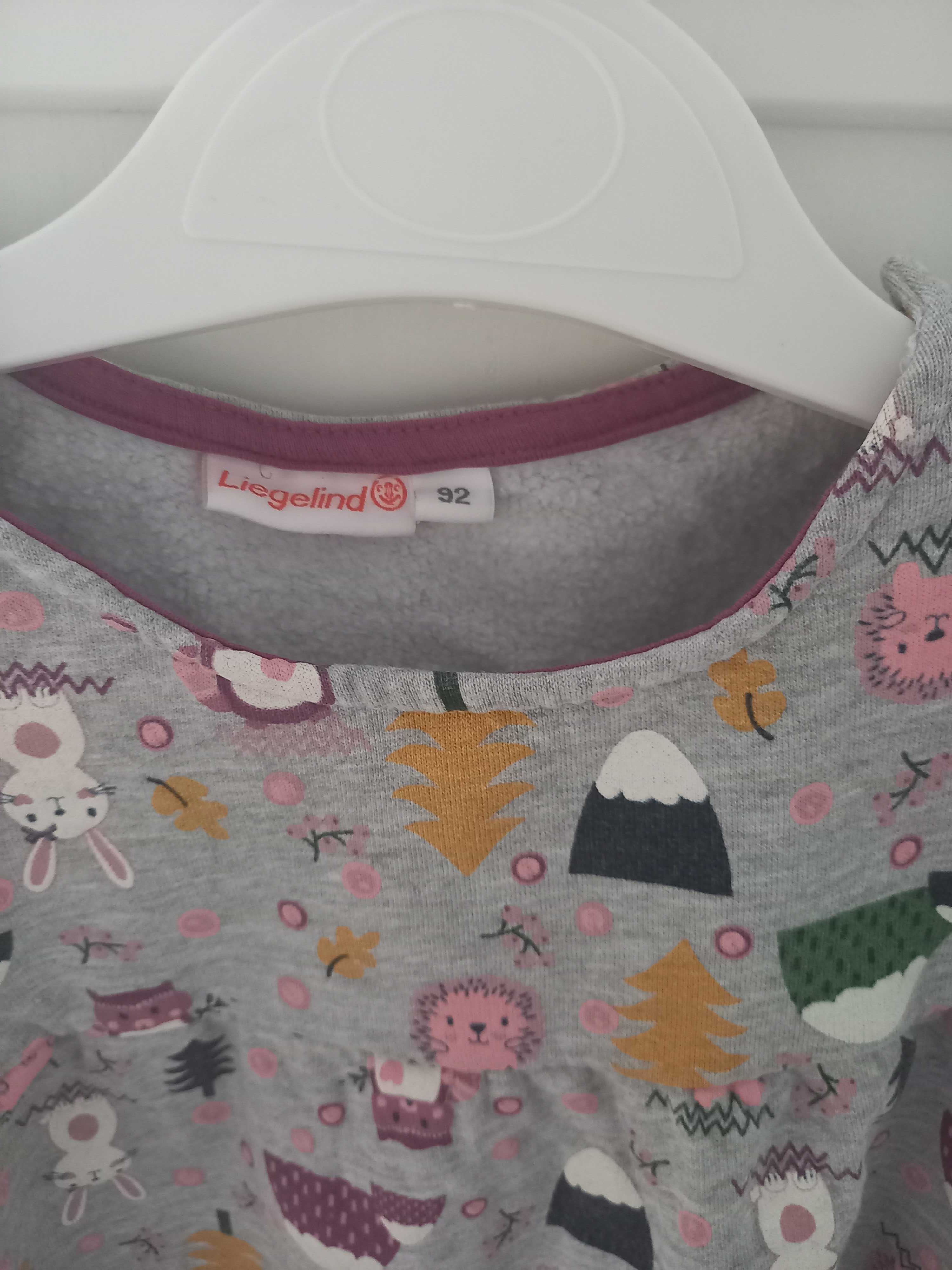 Sukieneczka dresówka r.92