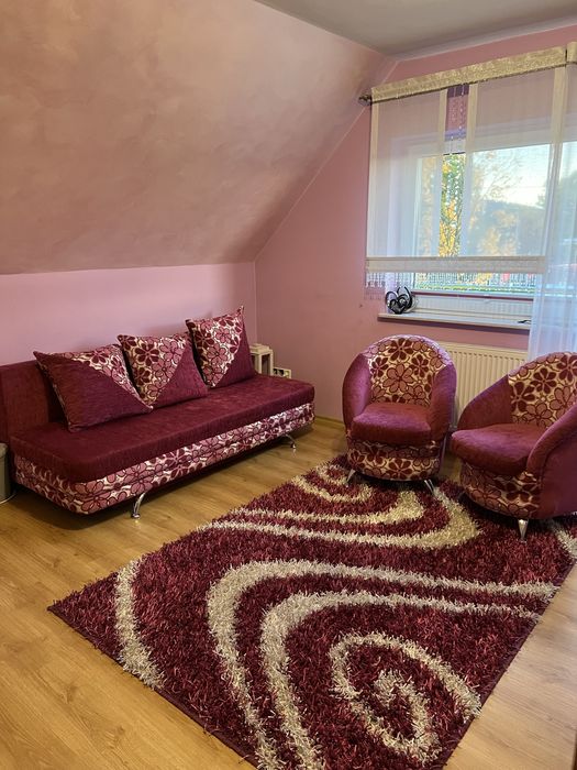 Komplet wypoczynkowy sofa rozkladana  + dwa fotele + dywan