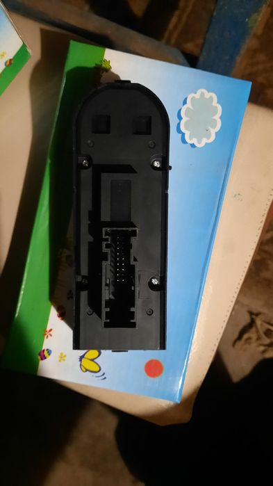 Блок управління склопідіймача Опель Зафіра Б