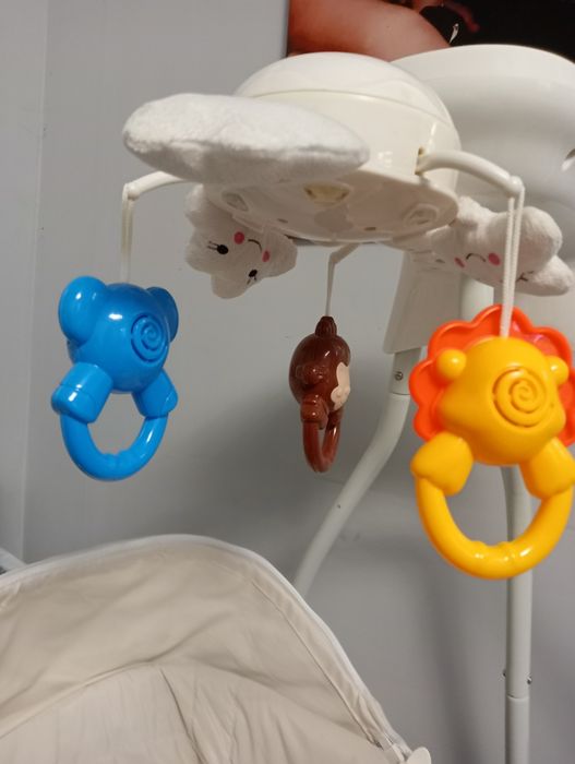 Детская кроватка-колибель