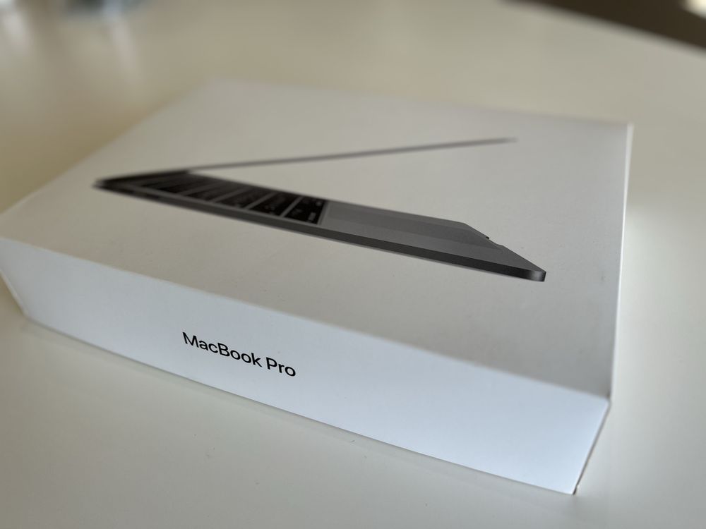 Macbook Pro (13, 2017)