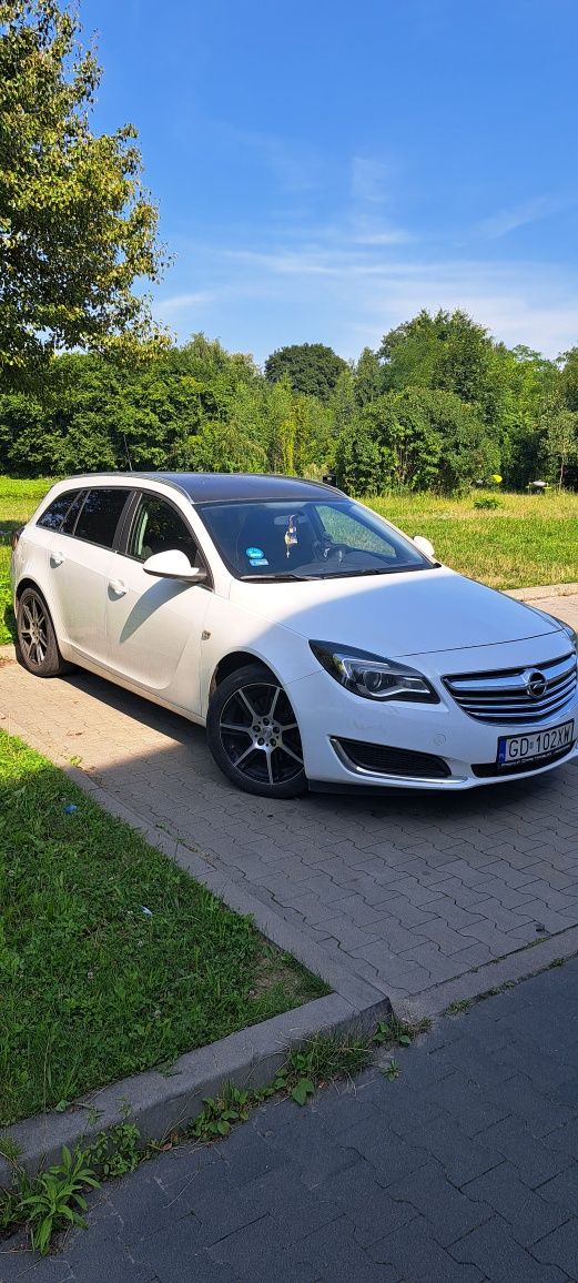 Opel Insignia Sports Tourer, Start/Stop, Lift, Bardzo Zadbany