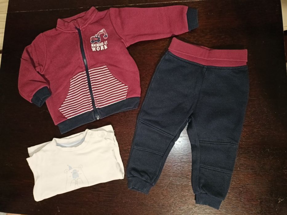 Dres, komplet dresowy bluza + spodnie lupilu rozm. 74-80 + gratis