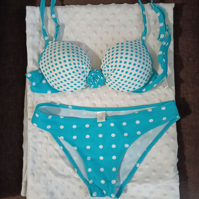 Продам купальник