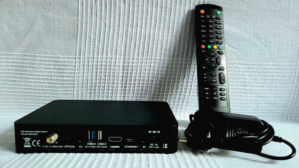 Odbiornik/tuner AX 4KBOX HD60 S2X + Pilot + Zasilacz