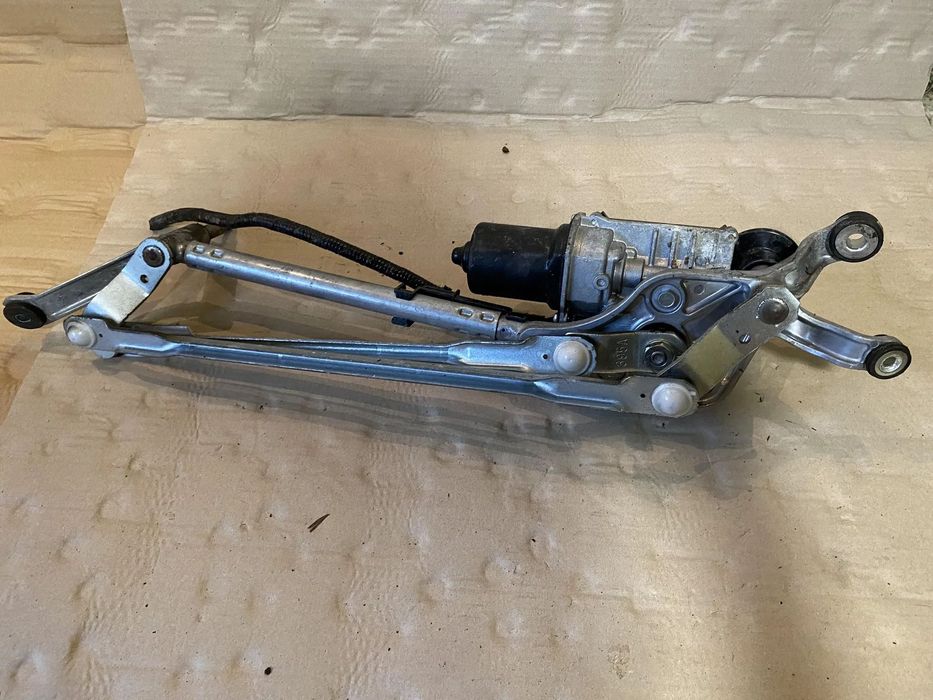 Mechanizm wycieraczek Honda CR-V V lift 2021r przód OE