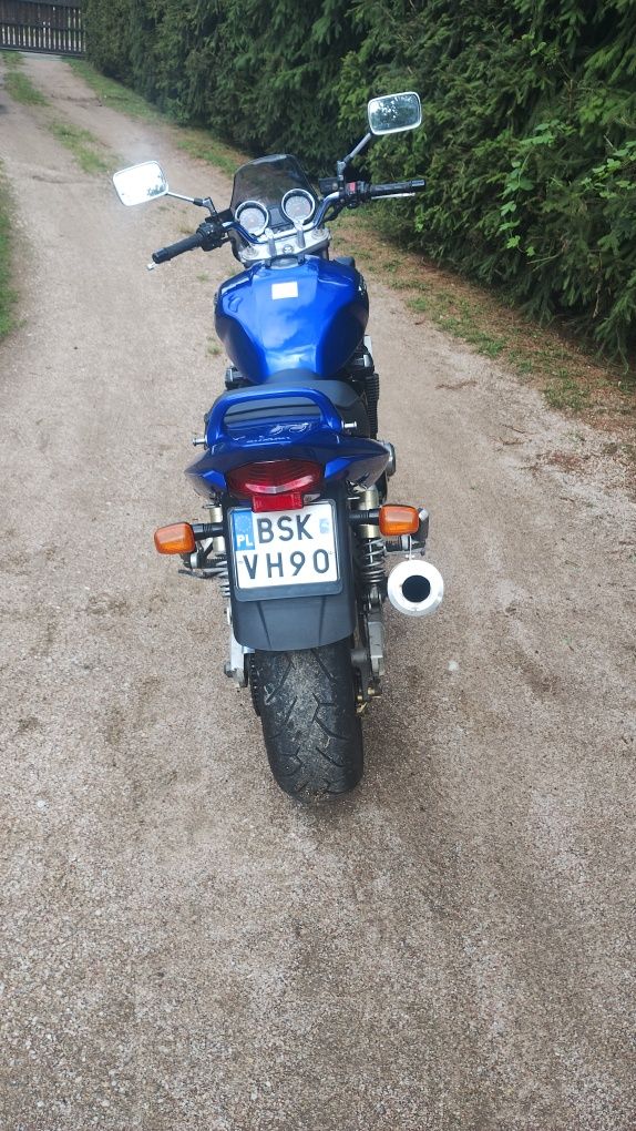 Motocykl Suzuki gsx 1400