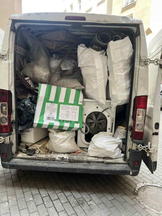 Wywóz śmieci odpadów mebli utylizacja odbiór porządkowanie sprzątanie