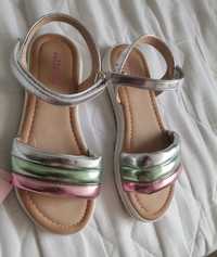 Nowe sandały dla dziewczynki r 35 Nelli Blu CCC