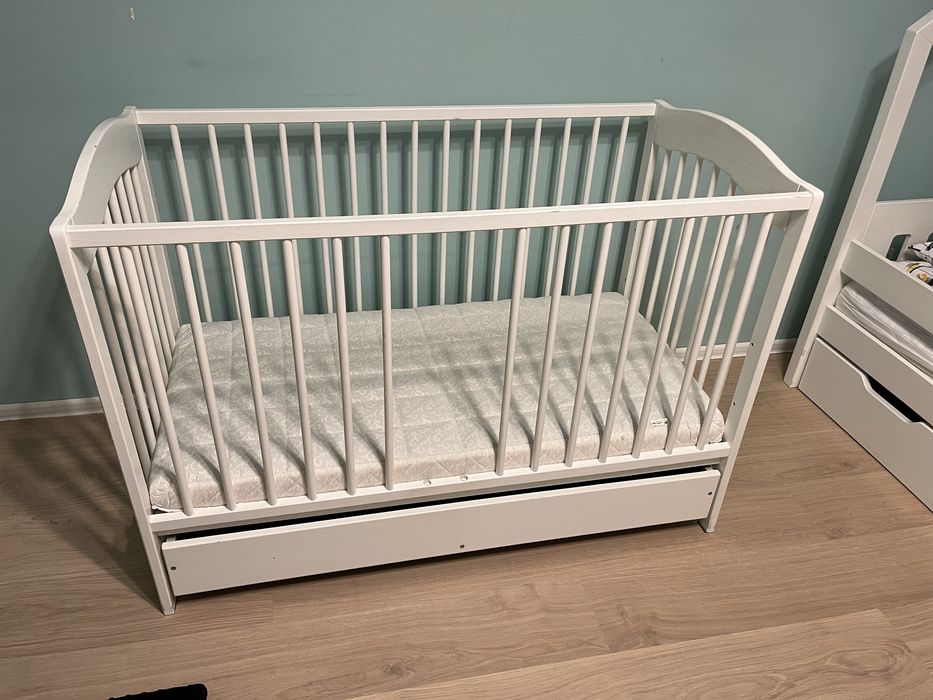 Łóżeczko dziecięce białe + materac 120x60
