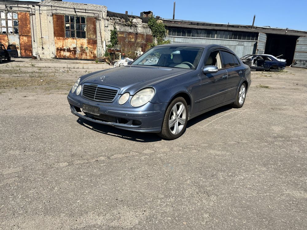 Mercedes w 211 E 320 diesel на болты , Гайки , метизы