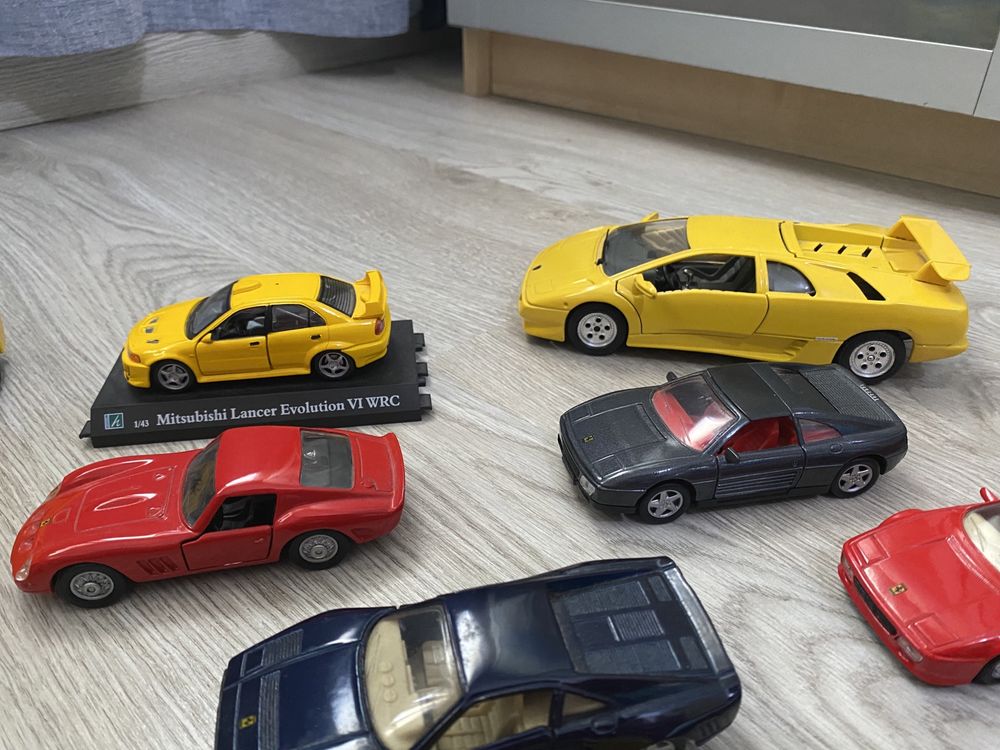 Ferraris e bugattis de coleção