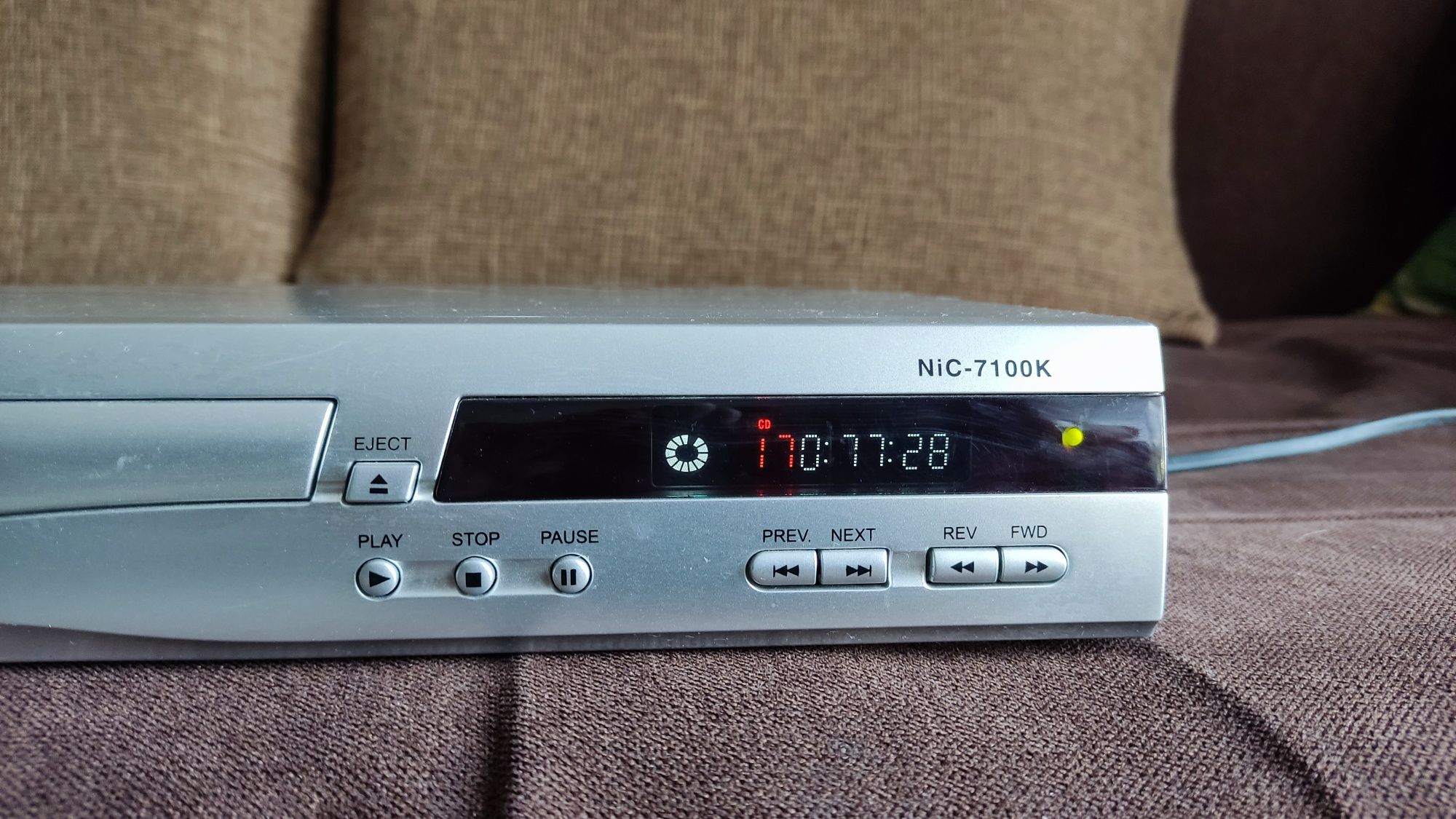 DVD NIC-7100K Karaoke