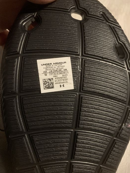 Тапкі шльoпанці under armour