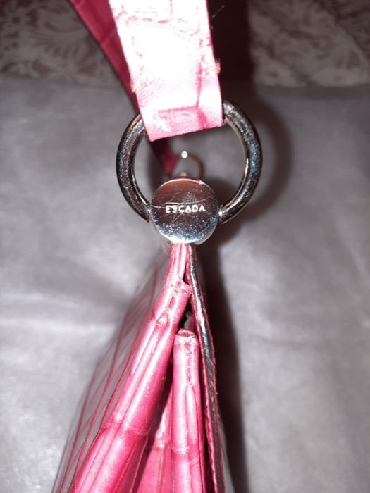 Шикарная оригинальная сумка escada