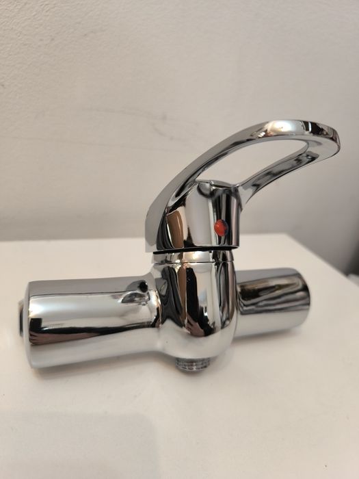 Bateria kran ścienna natryskowa chrom JH
