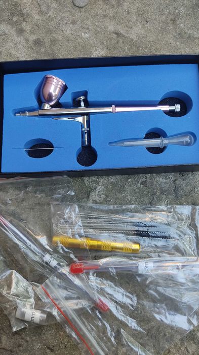 Аерограф з набором для чістки