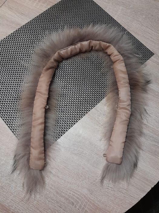 Naturalne futerko obszycie kaptura 71cm