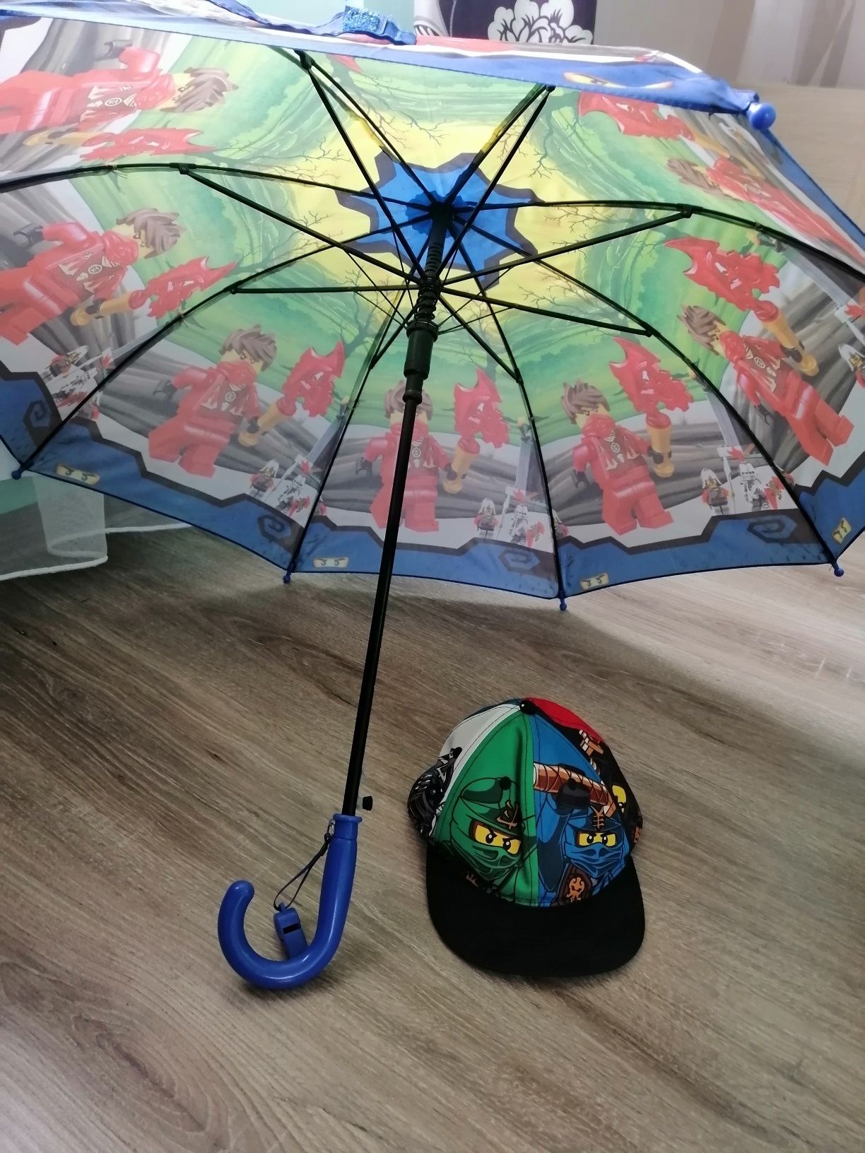 Продам зонтик Ниндзяго