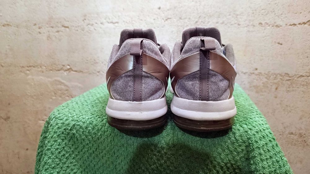 Buty na fitness NIKE AIR BELLA TRAINER PREMIUM r.40,5 st.bardzo dobry