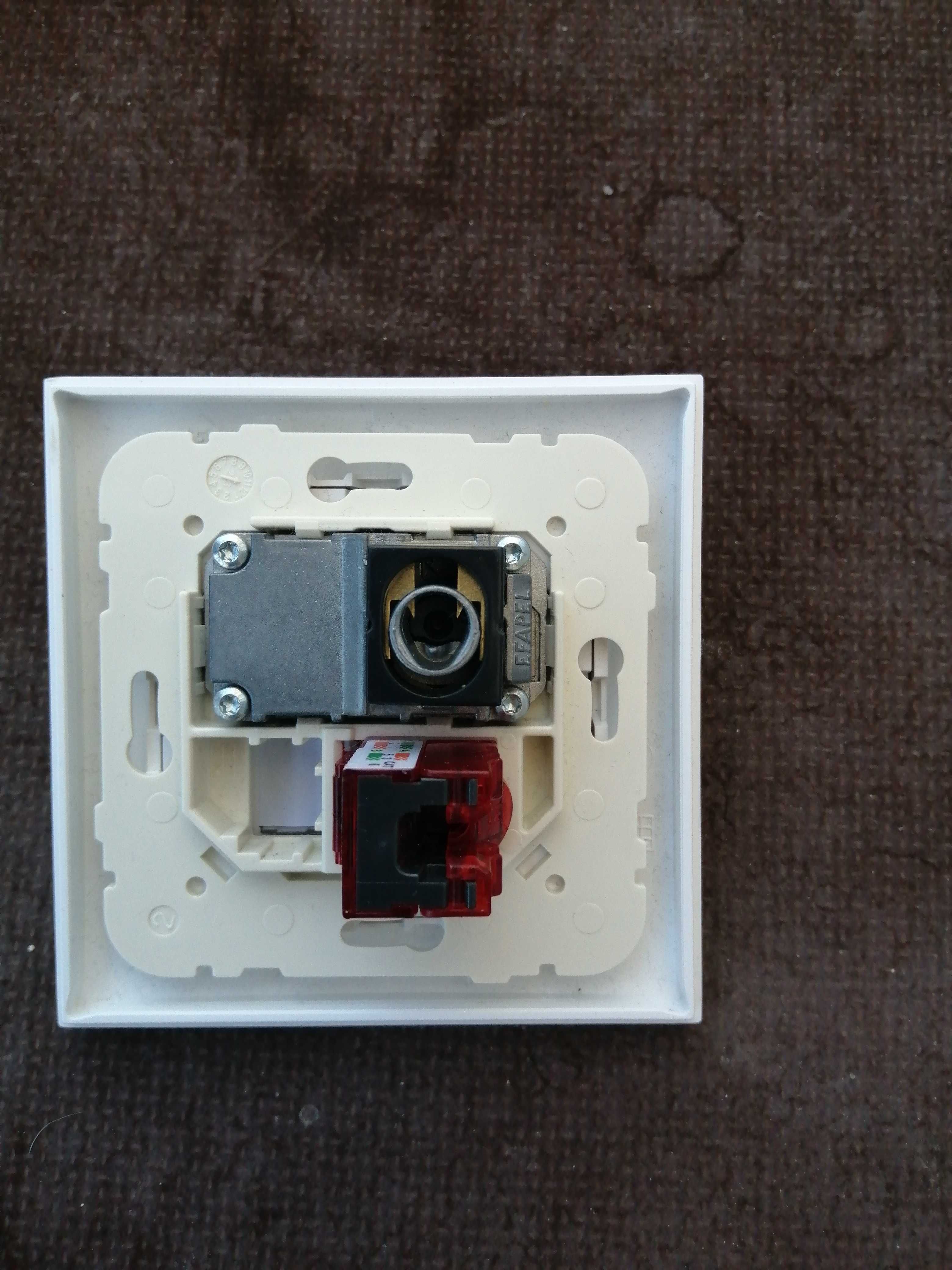 Tomada mista R+TV+SAT+RJ45 Cat6 UTP