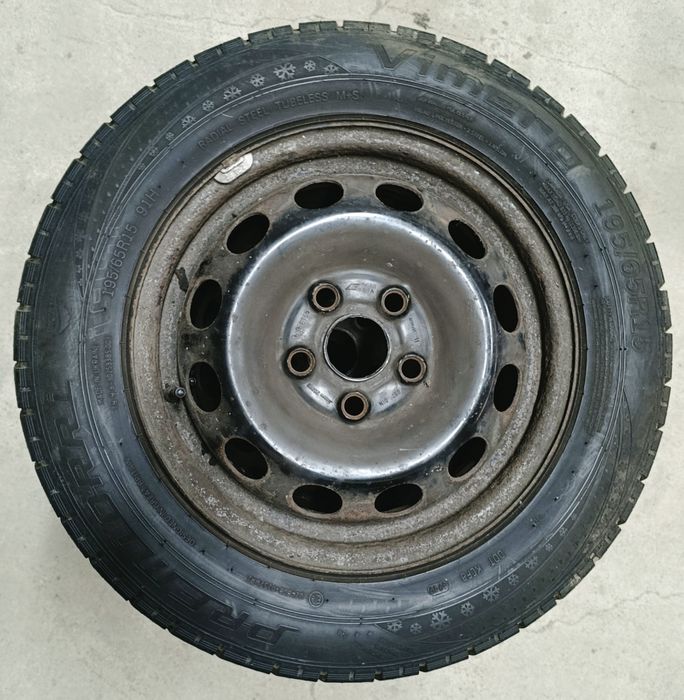 Koła 5x112 z oponami wielosezonowymi 195/65R15