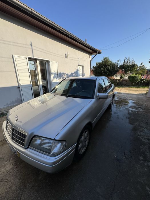 Mercedes Benz - C 220D