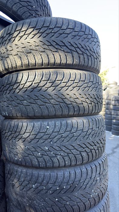 245/45/20 Nokian